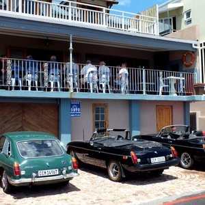 Van die voertuie waarmee die groep vriende kom kuier het